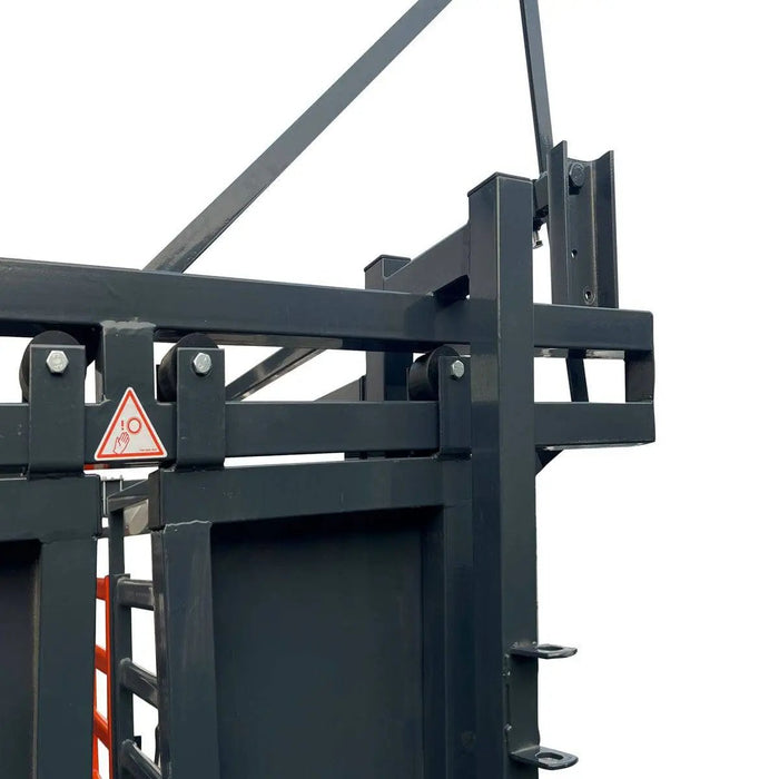 TMG Industrial 10’ Cattle Work Chute 4500-lb Weight Scale, Side Exit, Upper/Lower Swing Openings, LCD Weight Display, TMG-CSC10